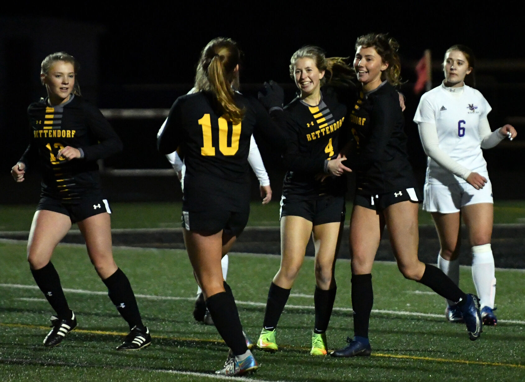 050322-qc-spt-bett musc gsoc014.JPG